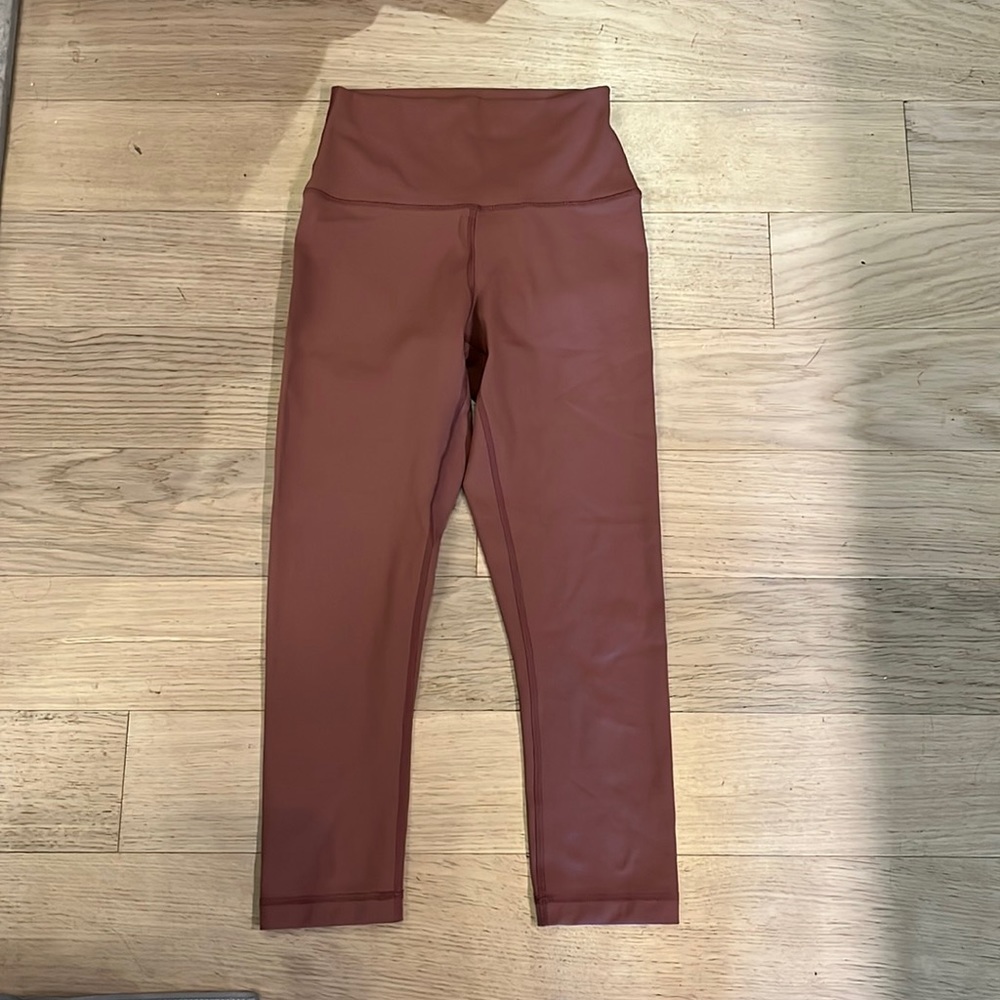 90 degree Wonderlink High-waisted 7/8 length legging size small Rust/Salmon